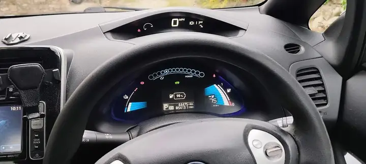 Nissan Leaf 2015 photo 5