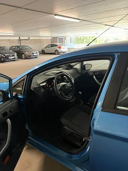 Ford Fiesta 2012 photo 3