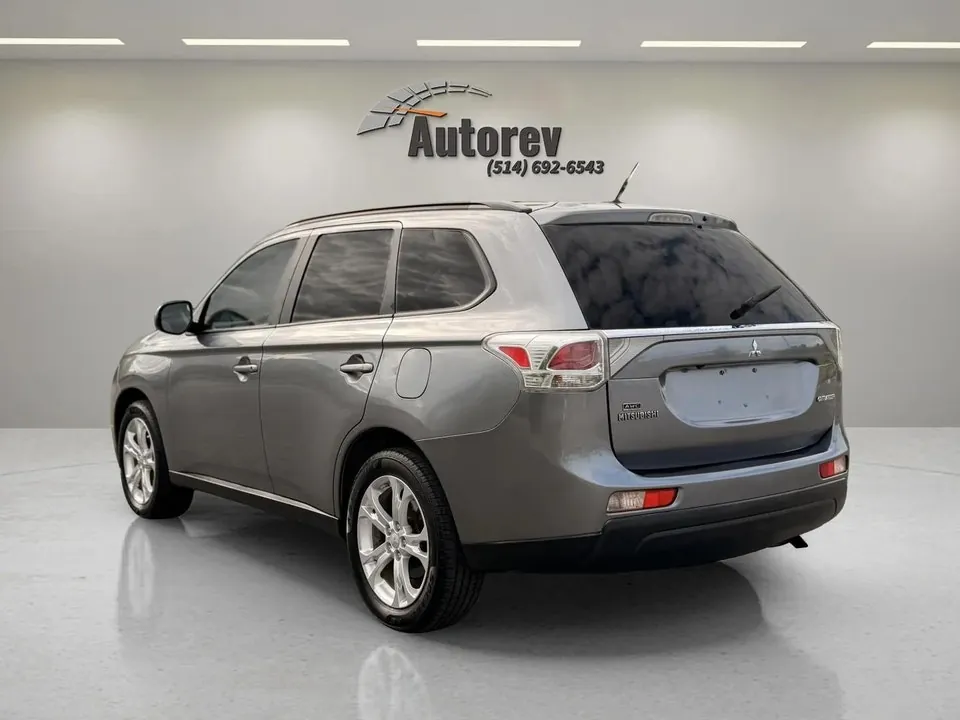 Mitsubishi Outlander 2014 photo 3