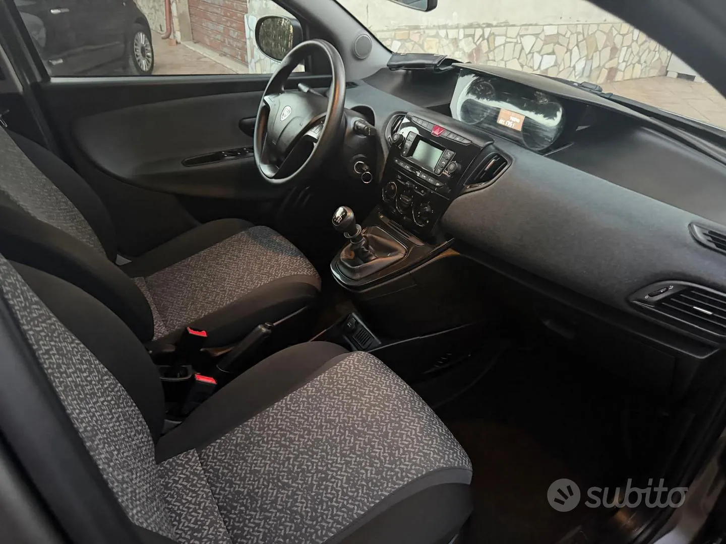 Lancia Ypsilon 2022 photo 3