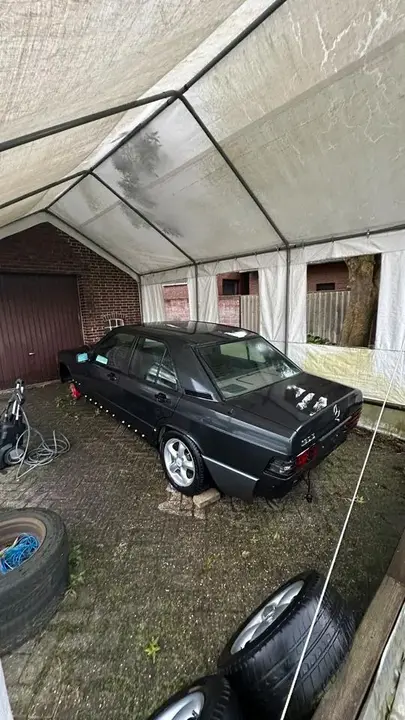 Mercedes-Benz 190E W201