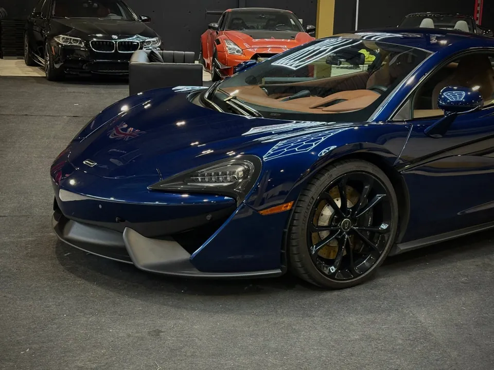 Mclaren 540C 2017 photo 2