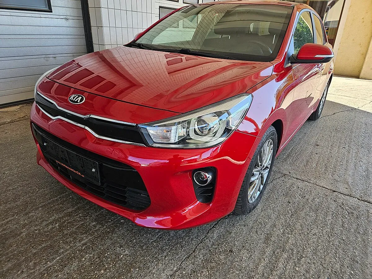 Kia Rio 2018 photo 2