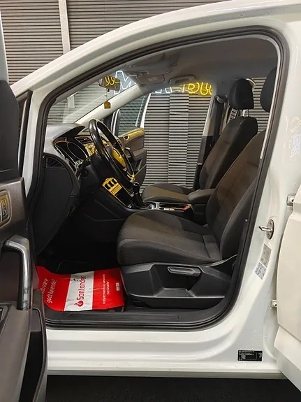 Volkswagen Touran 2018 photo 5