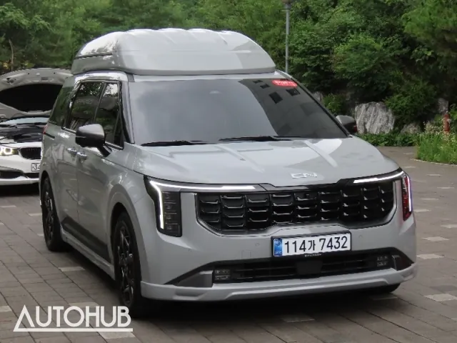 Kia Carnival 2024 photo 2