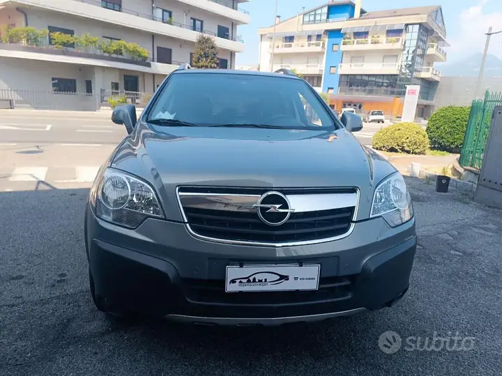 Opel Antara 2010 photo 2