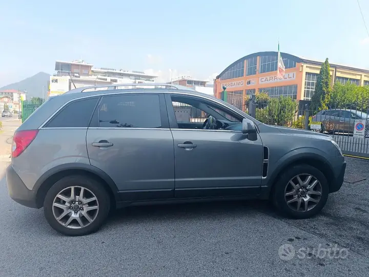 Opel Antara 2010 photo 4