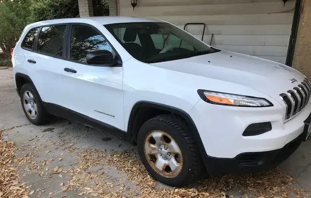 Jeep Cherokee 2014 photo 3