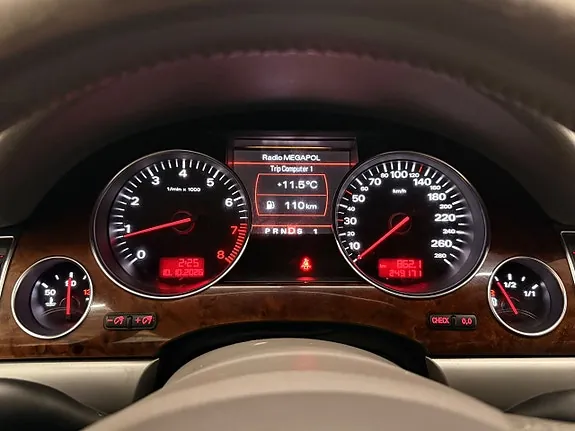 Audi A8 2007 photo 5