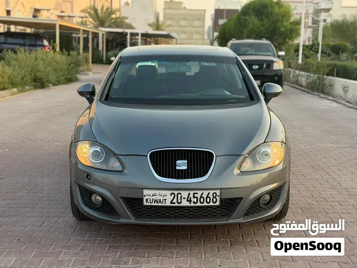 Seat Leon 2013 photo 3