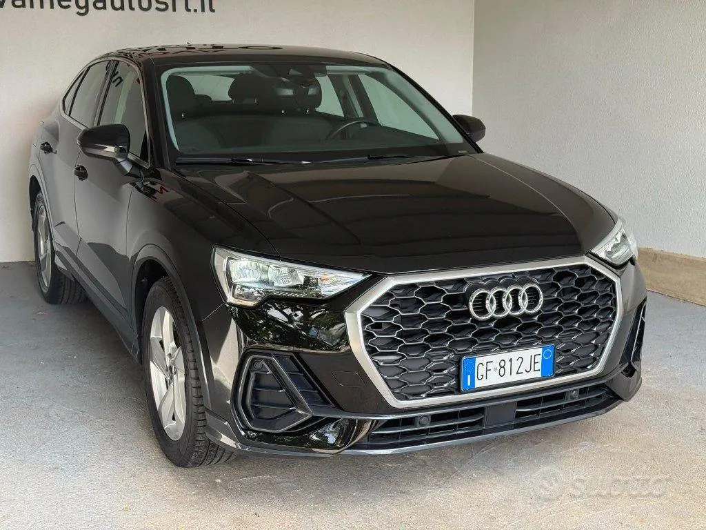Audi Q3 2021 photo 4