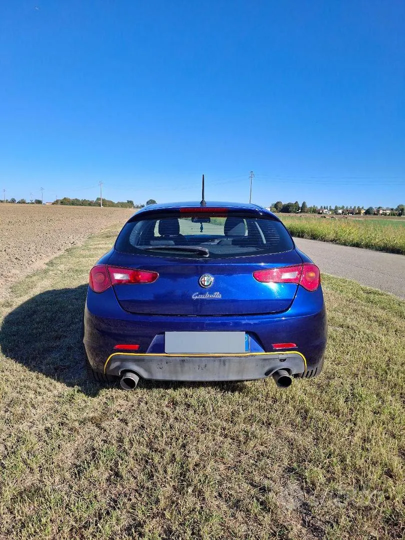 Alfa Romeo Giulietta 2015 photo 3