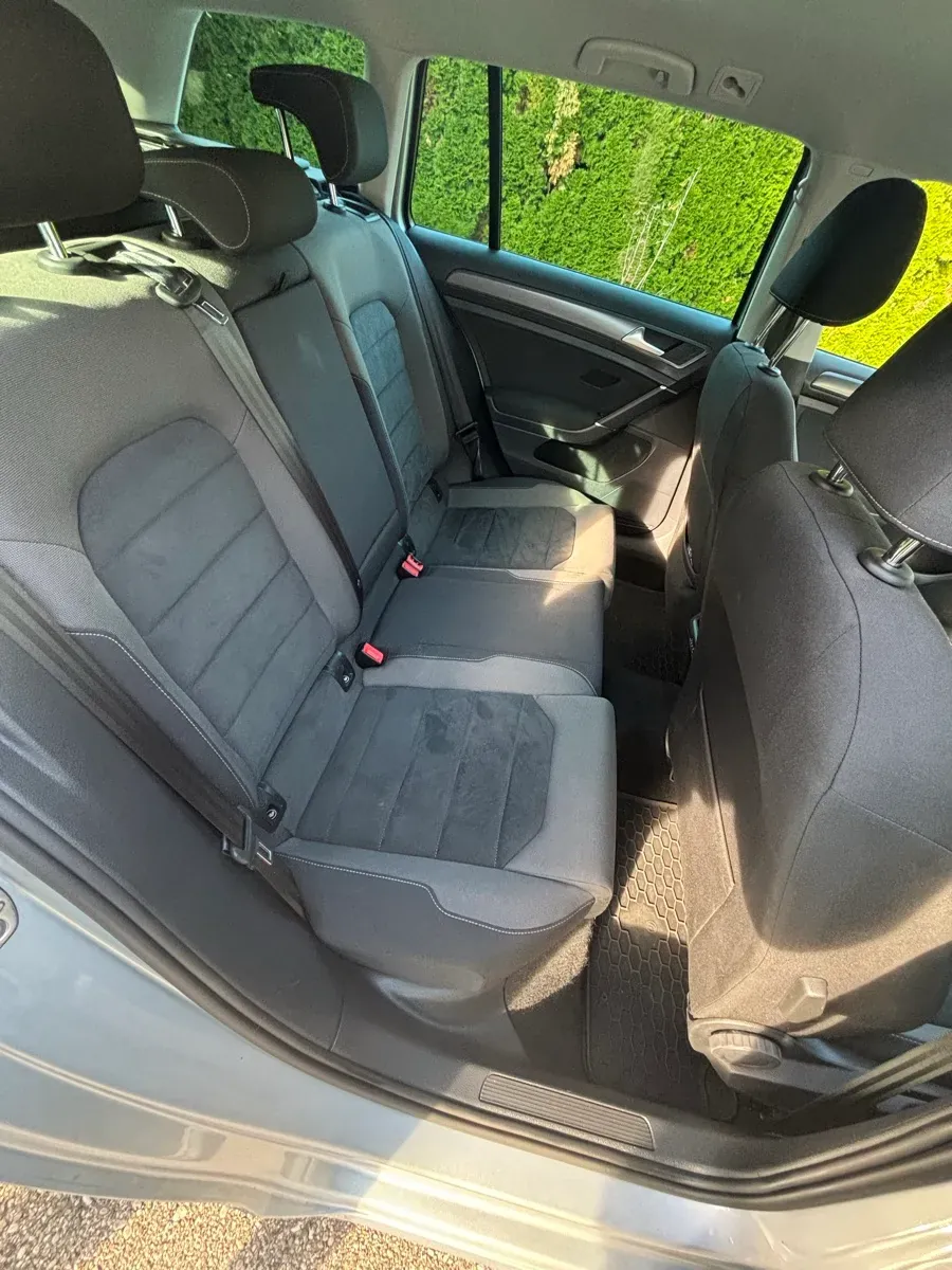 Volkswagen Golf 2018 photo 3