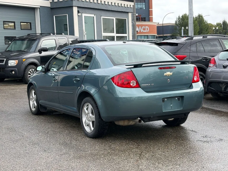 Chevrolet Cobalt 2010 photo 4