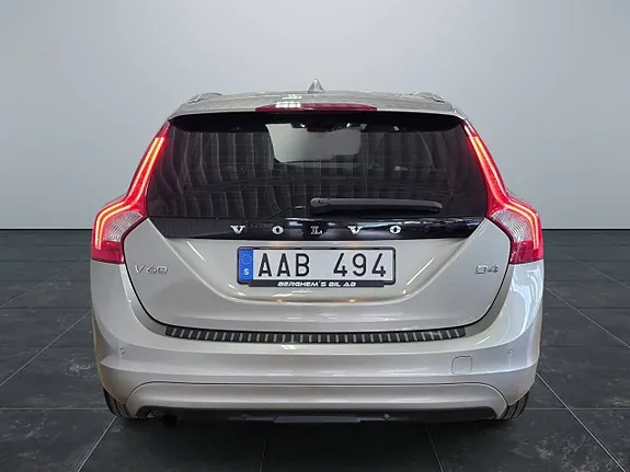 Volvo V60 2014 photo 5