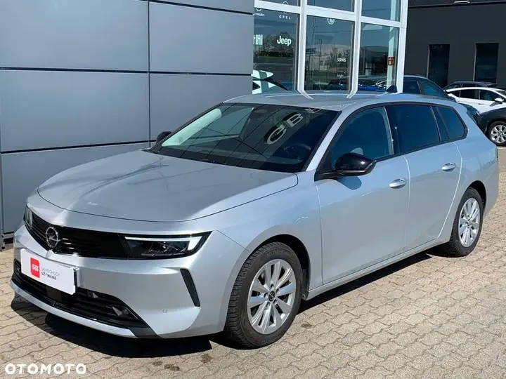 Opel Astra 2023 photo 3