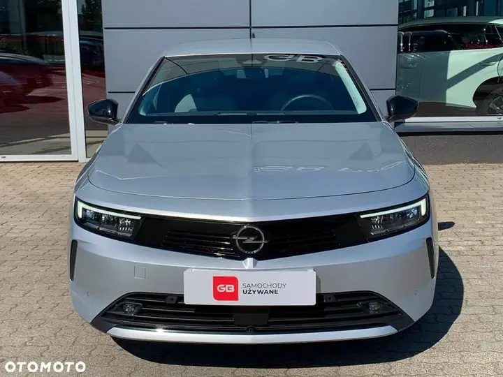 Opel Astra 2023 photo 4