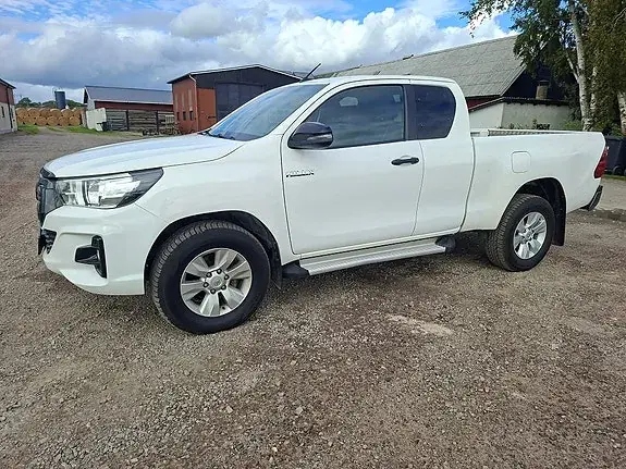 Toyota Hilux 2021 photo 2