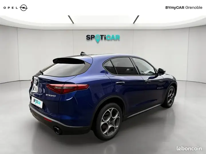 Alfa Romeo Stelvio 2022 photo 5