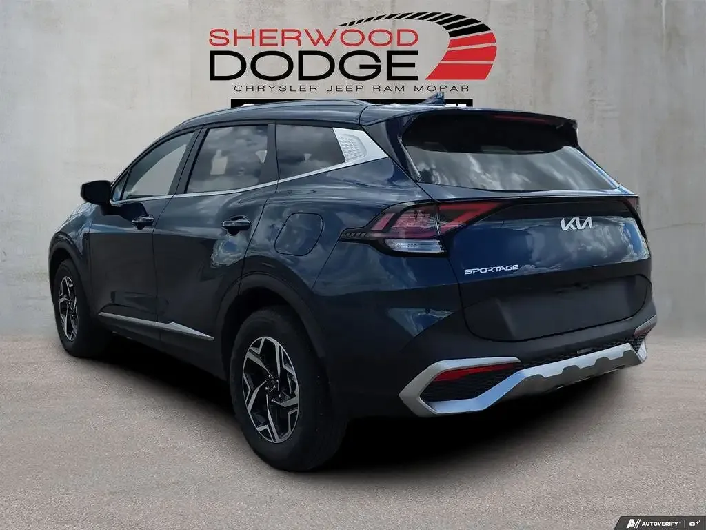 Kia Sportage 2023 photo 2