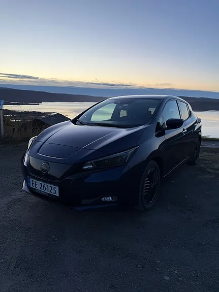 Nissan Leaf 2022 photo 2