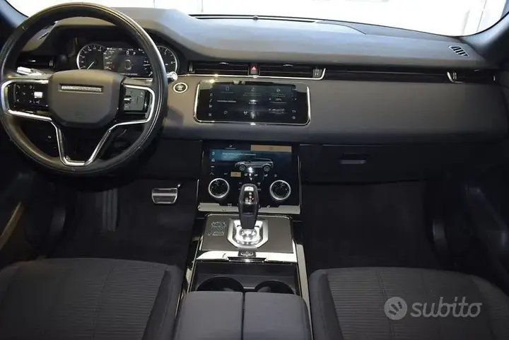 Land Rover Evoque 2021 photo 4