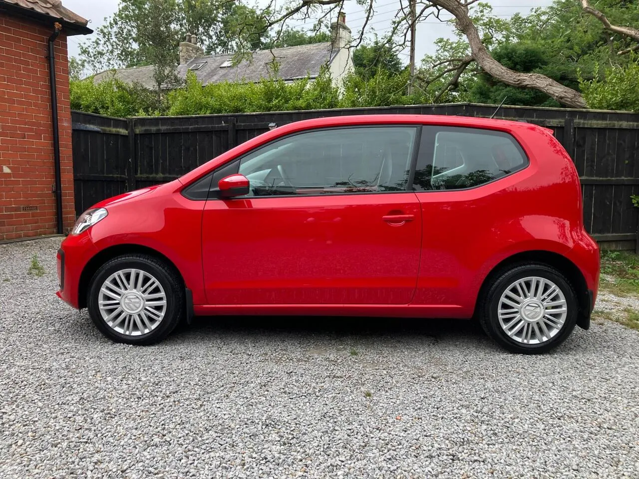Volkswagen Up 2017 photo 4