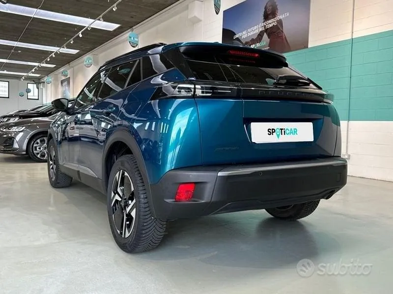 Peugeot 2008 2025 photo 3
