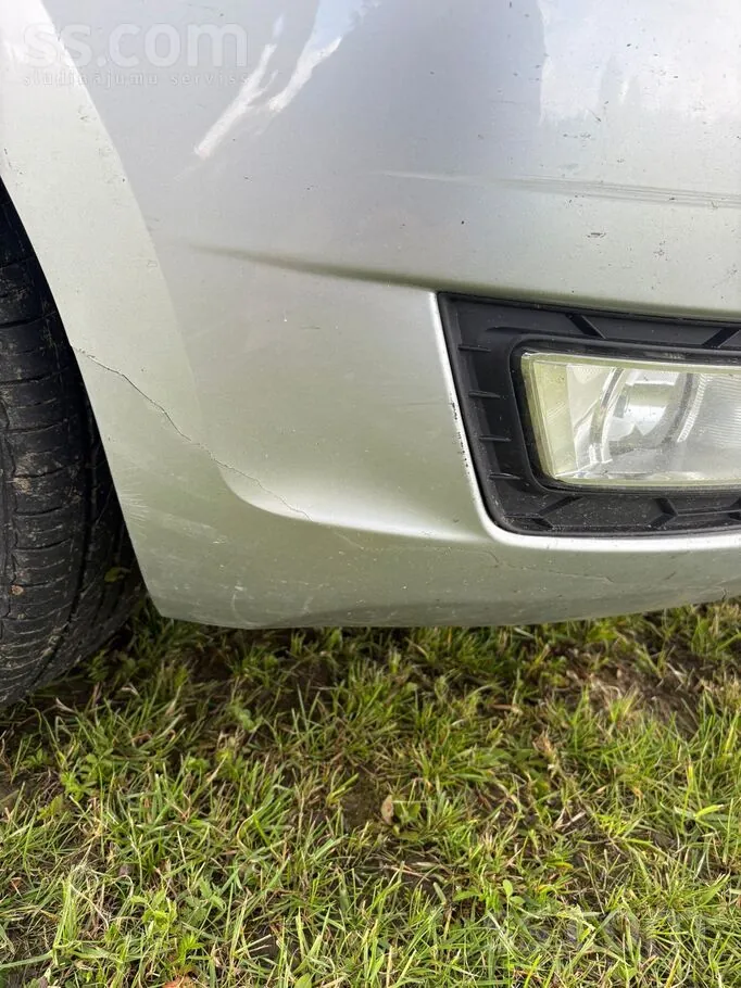 Skoda Rapid 2016 photo 3