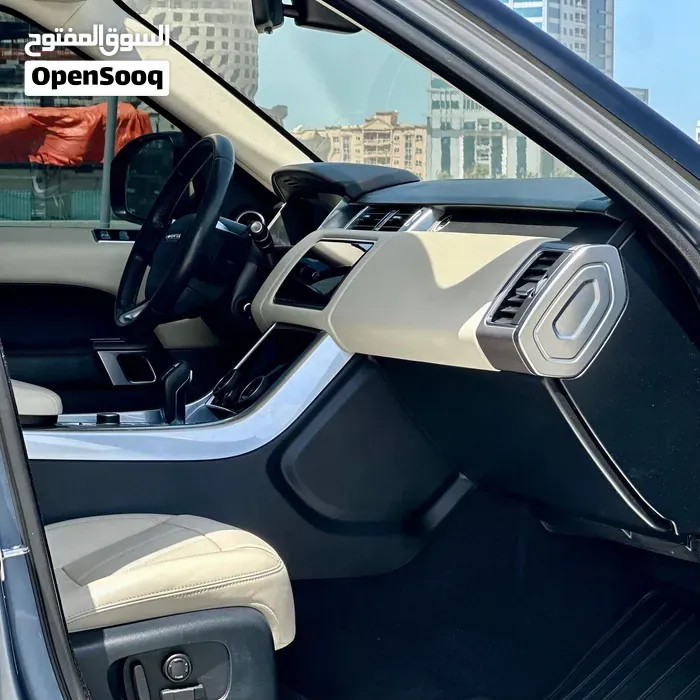 Land Rover Range Rover Sport 2019 photo 4