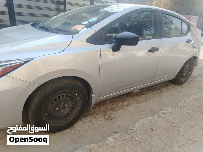 Nissan Versa 2024 photo 3