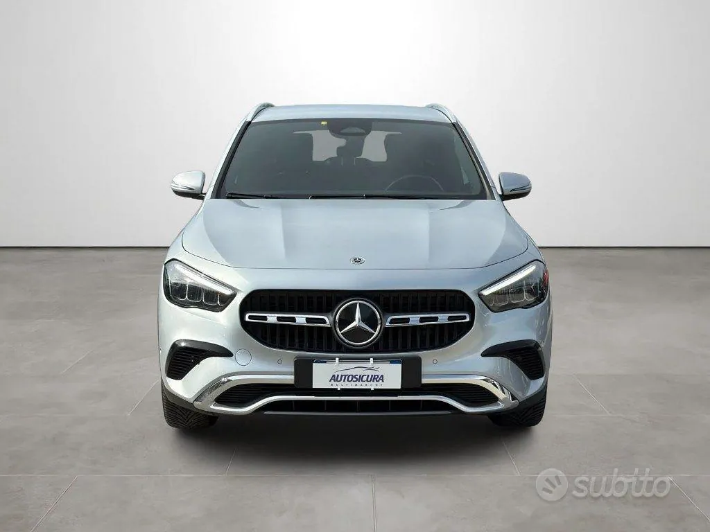 Mercedes-Benz Gla 2024 photo 2
