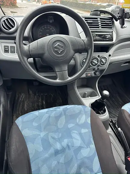 Suzuki Alto 2011 photo 4