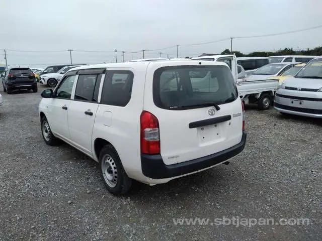 Toyota Probox Van 2021 photo 3