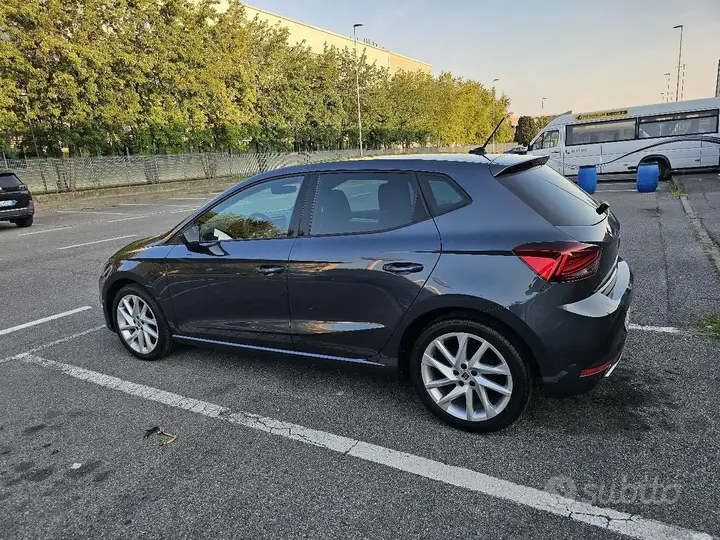 Seat Ibiza 2025 photo 2