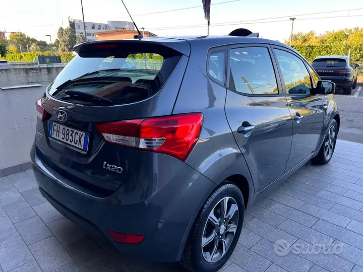 Hyundai Ix20 2017 photo 5