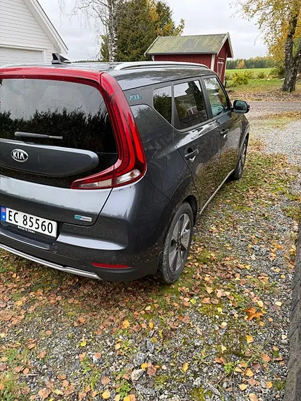 Kia E-Soul 2021 photo 2