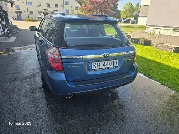 Subaru Legacy 2007 photo 2