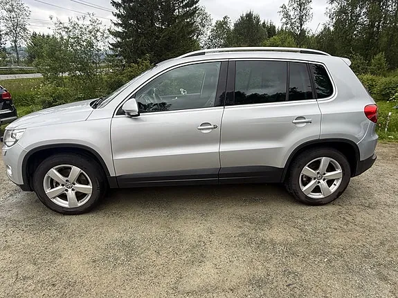 Volkswagen Tiguan 2011 photo 4