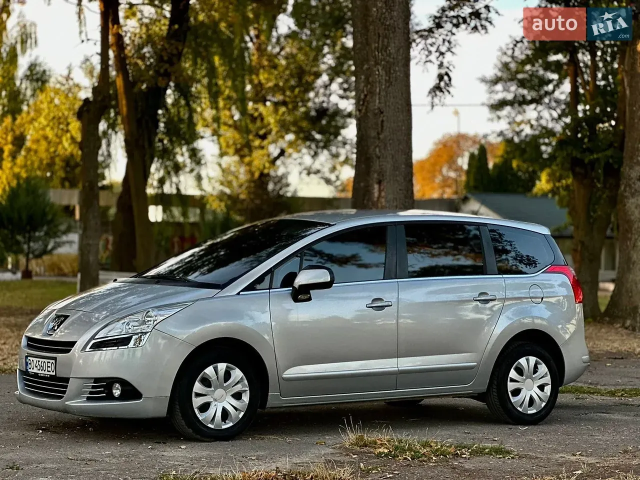 Peugeot 5008 2010 photo 3