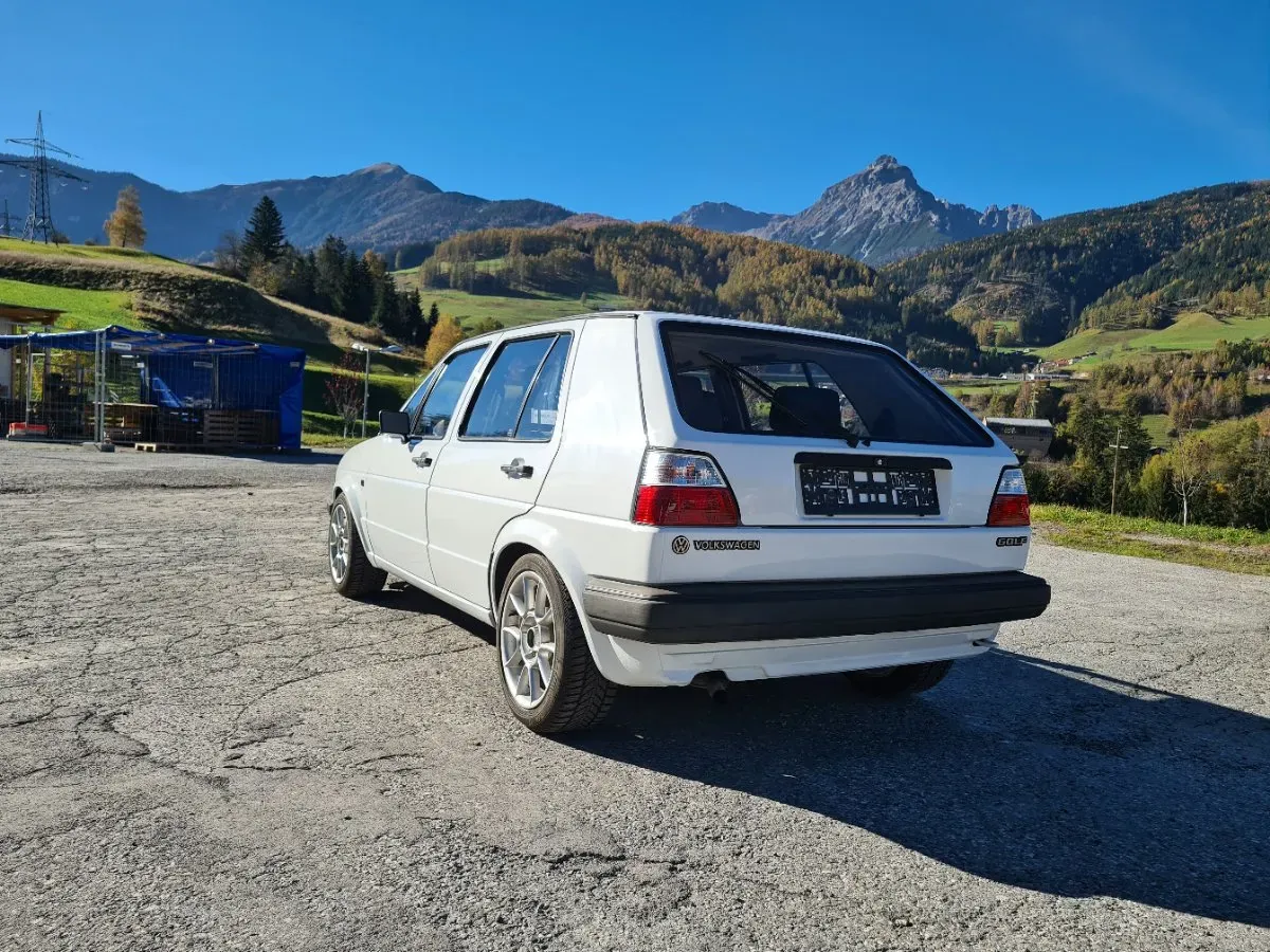 Volkswagen Golf 1987 photo 3