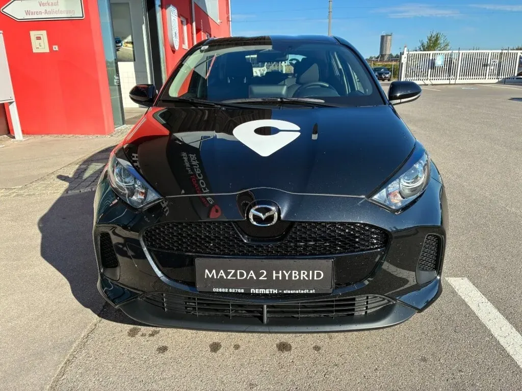 Mazda Mazda2 2026 photo 2