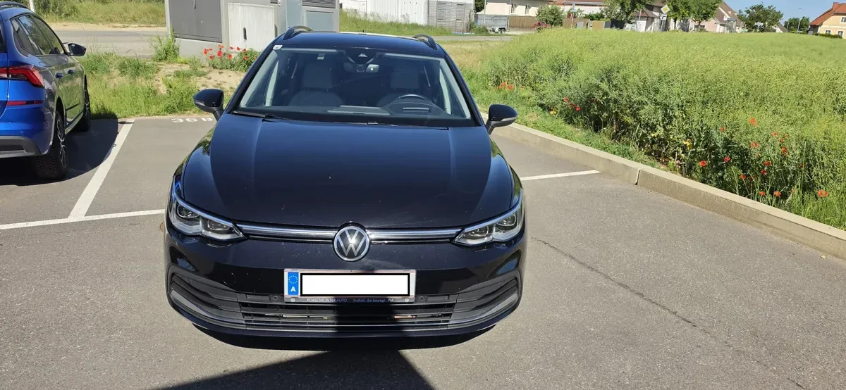 Volkswagen Golf Variant 2021 photo 2