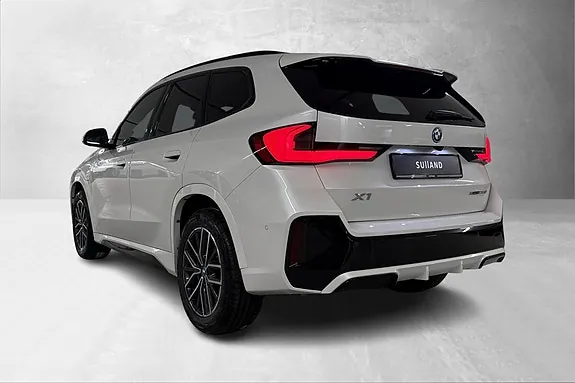 BMW X1 2023 photo 3