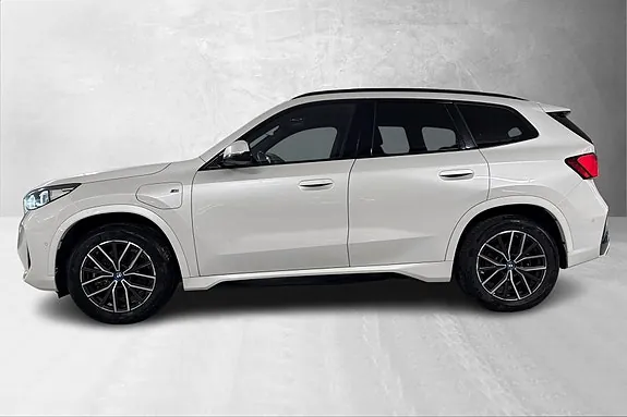 BMW X1 2023 photo 2
