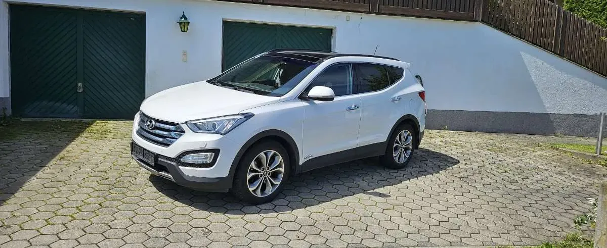 Hyundai Santa Fe 2015 photo 3
