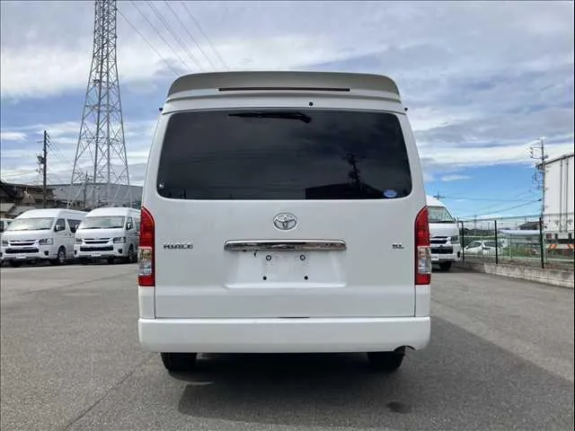 Toyota Hiace Wagon 2017 photo 3