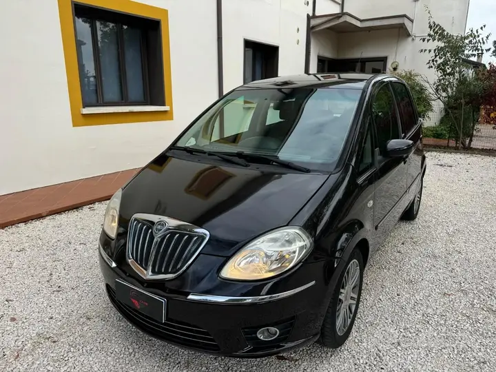 Lancia Musa 2009 photo 3