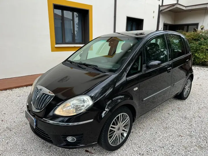 Lancia Musa 2009 photo 4