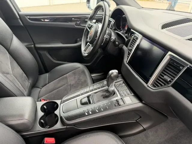 Porsche Macan 2014 photo 2